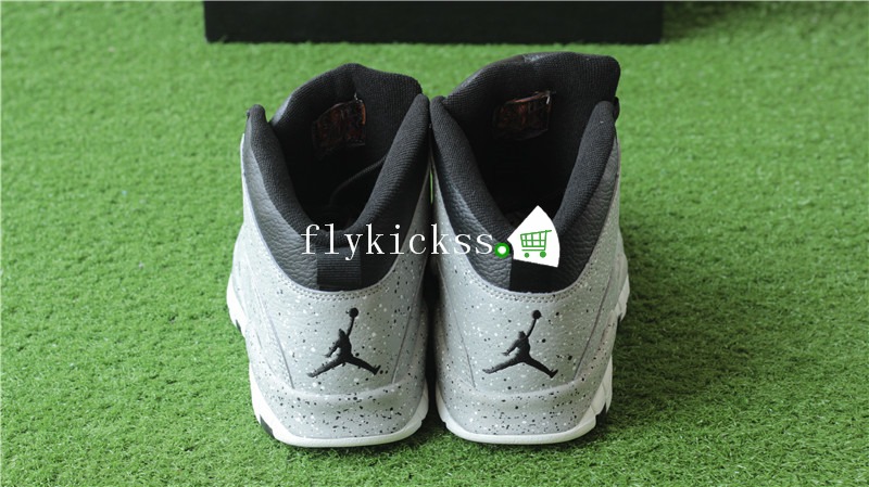 Air Jordan 10 Retro Light Smoke